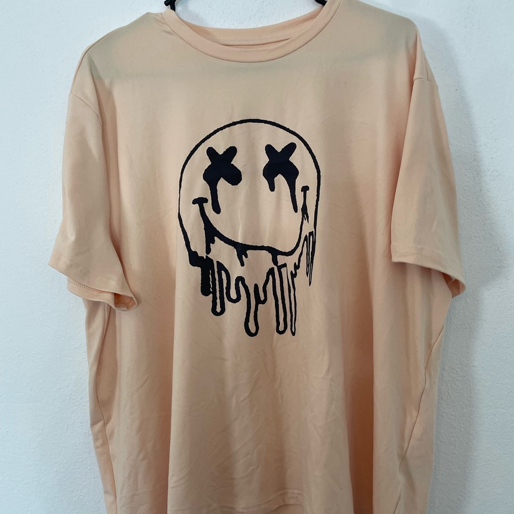 SHEIN Curve Peach Tee